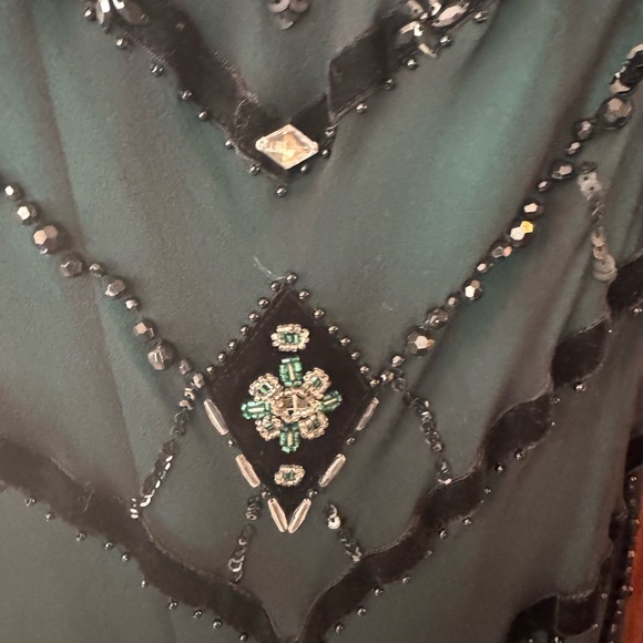 Chic One Shoulder Black and Green Dress 100% Silk - Picture 2 of 10